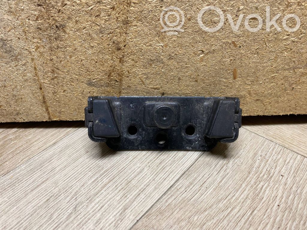 BMW 3 E90 E91 Loading door lock loop/hook striker 