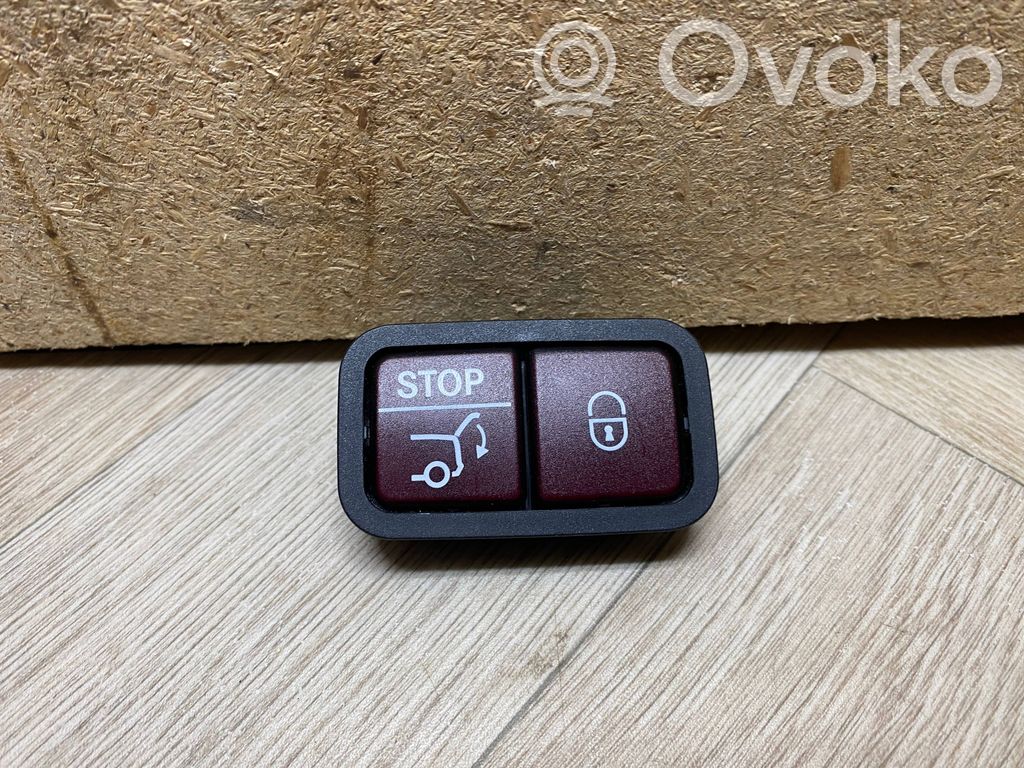 Mercedes-Benz GLS X166 Tailgate/boot open switch button 