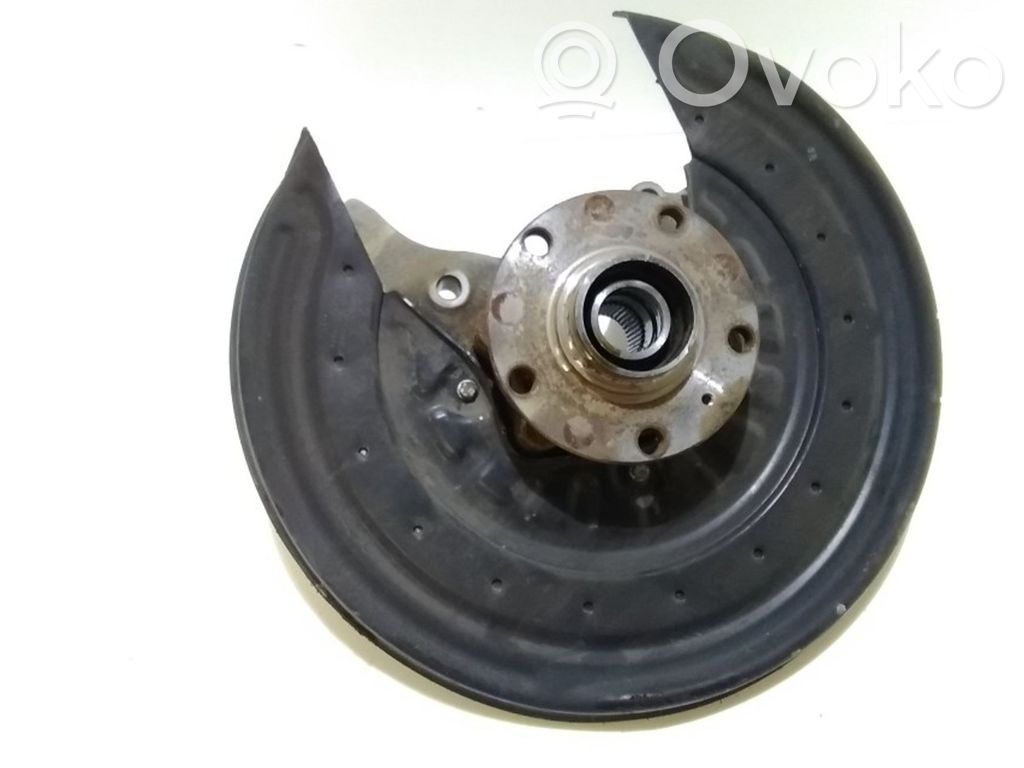 Cubo de rueda trasera