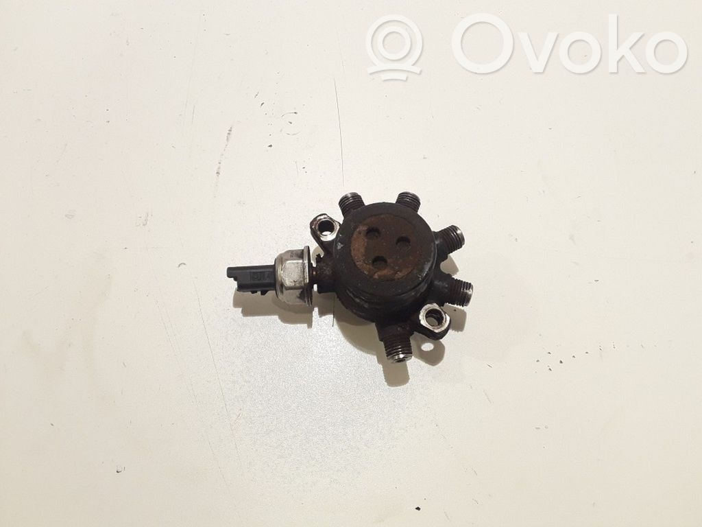 Ford Focus Fuel main line pipe 