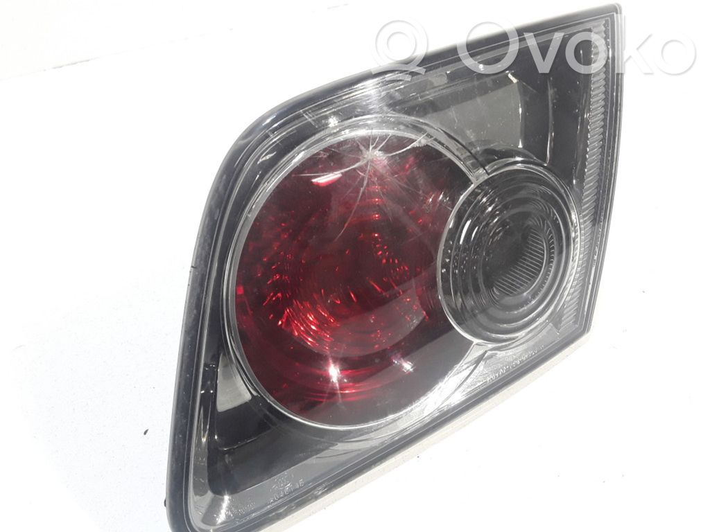 Tailgate rear/tail lights