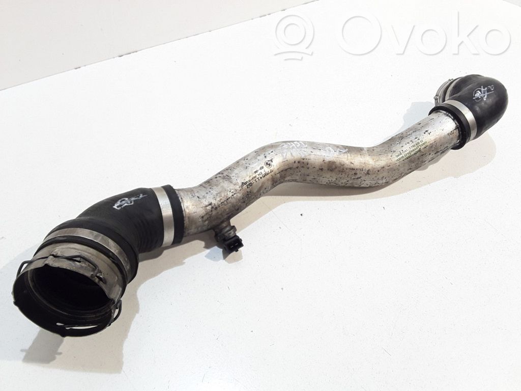 BMW 7 E65 E66 Intercooler hose/pipe 