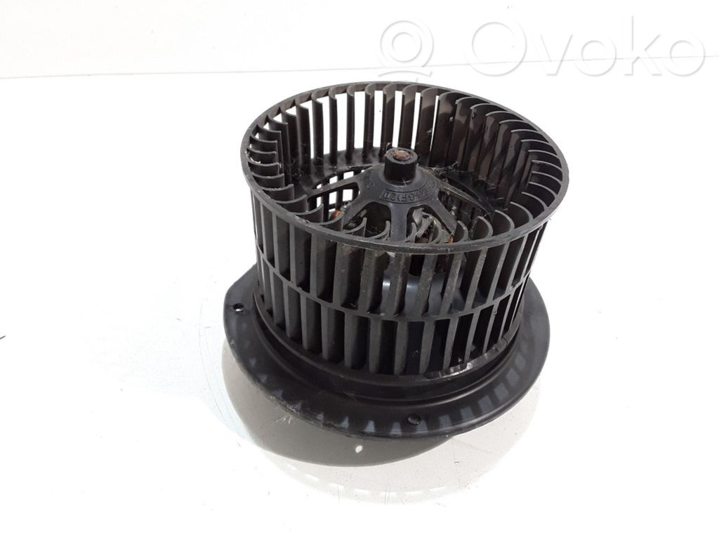 Mazā radiatora ventilators