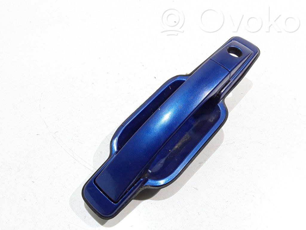 Manecilla externa puerta delantera