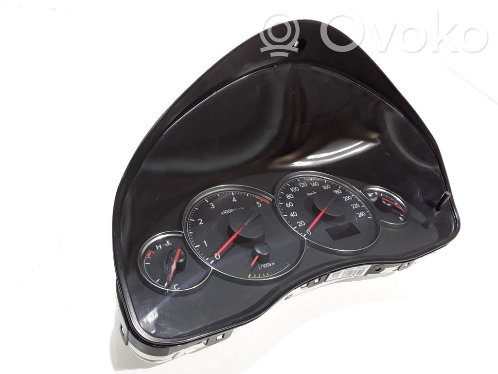 Subaru Legacy Geschwindigkeitsmesser Cockpit 