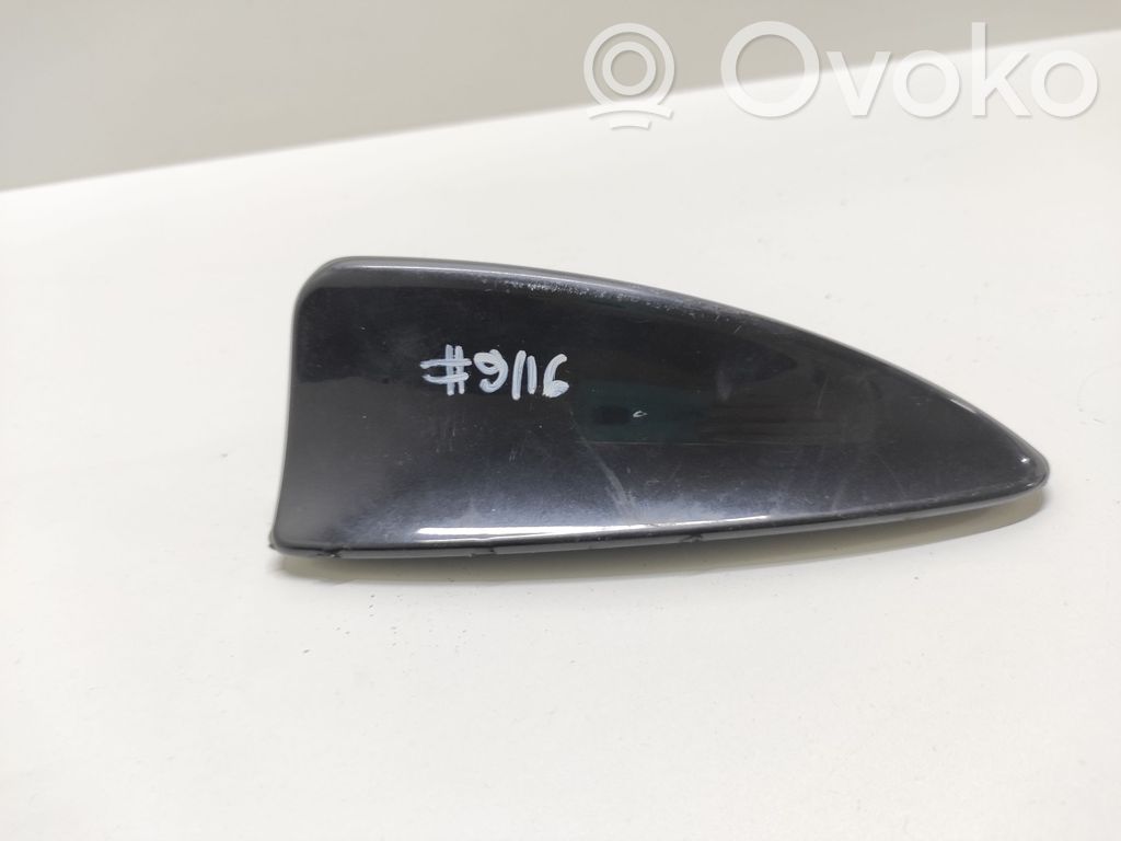 BMW 7 E65 E66 Cubierta de la antena del techo (GPS) 