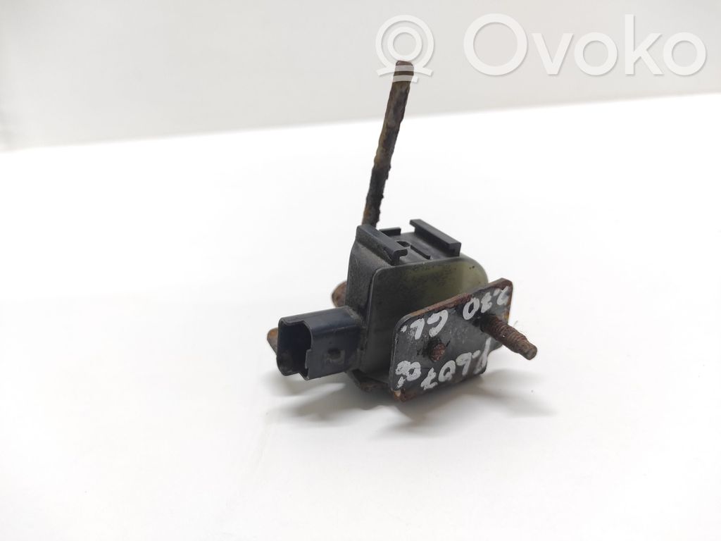 Peugeot 607 Headlight/headlamp level sensor 
