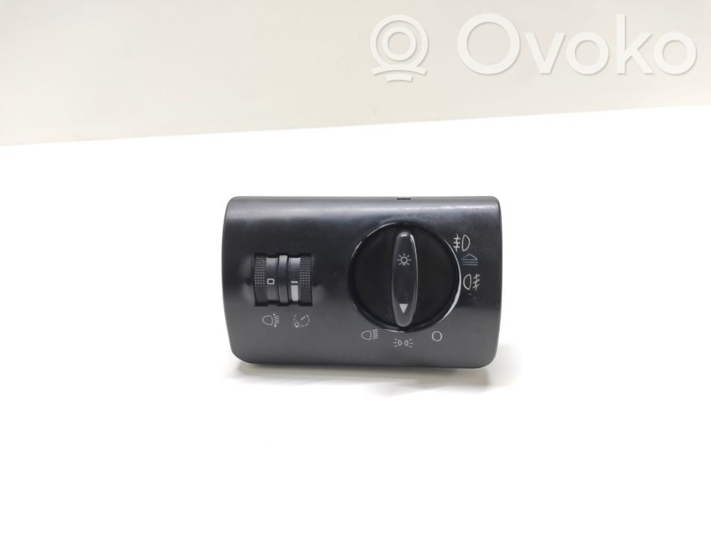 Audi A6 S6 C5 4B Interruptor de luz 