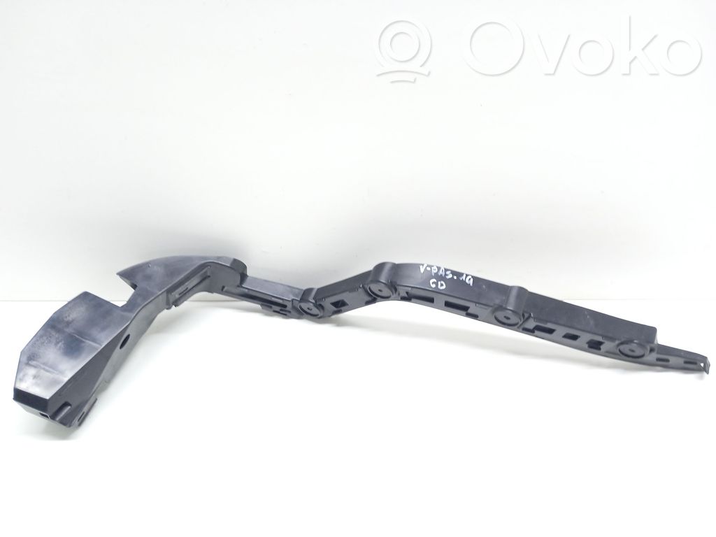 Volkswagen PASSAT B7 Soporte de montaje del parachoques trasero 