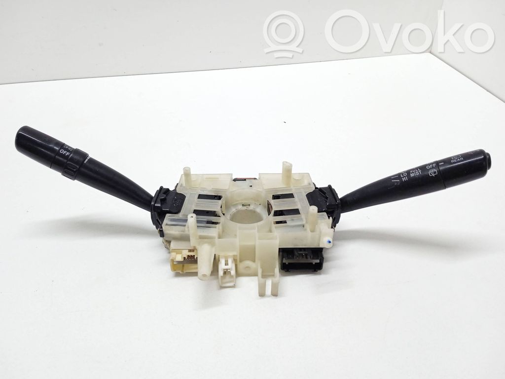 Subaru Legacy Commodo, commande essuie-glace/phare 