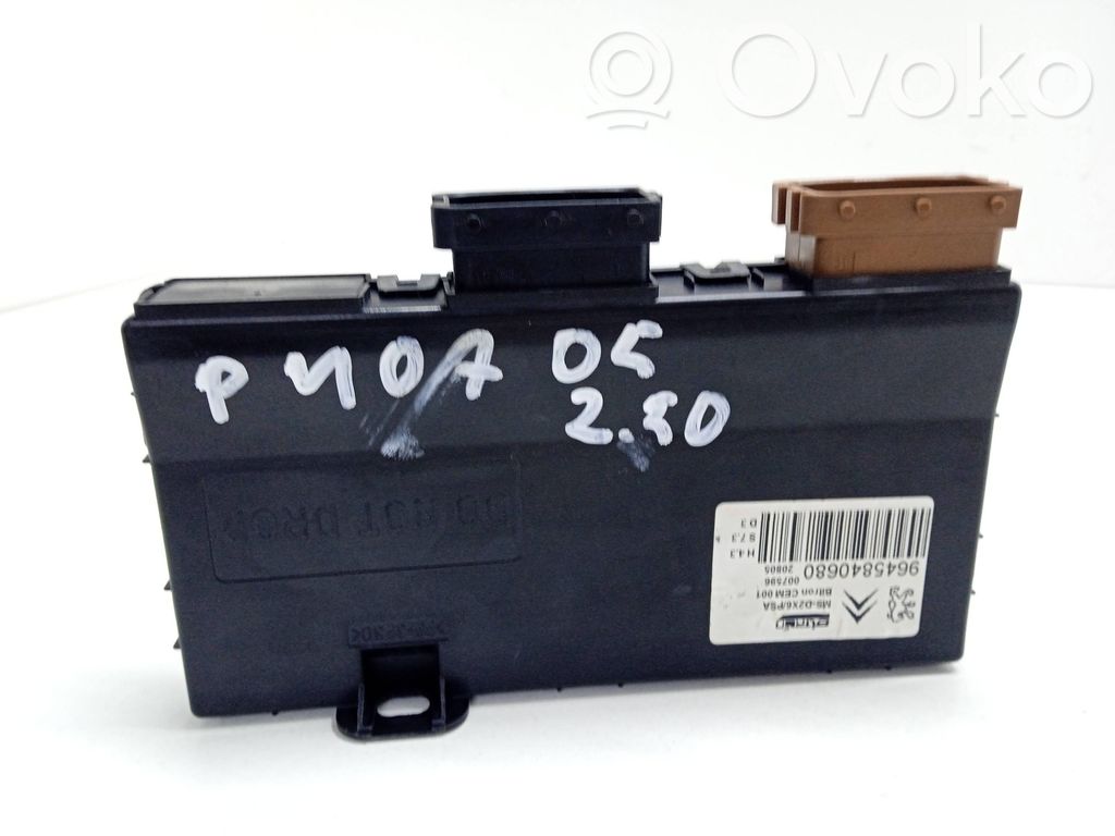 Peugeot 407 Seat control module 