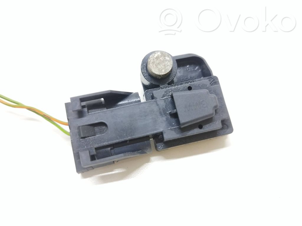 BMW 5 F10 F11 Airbag deployment crash/impact sensor 