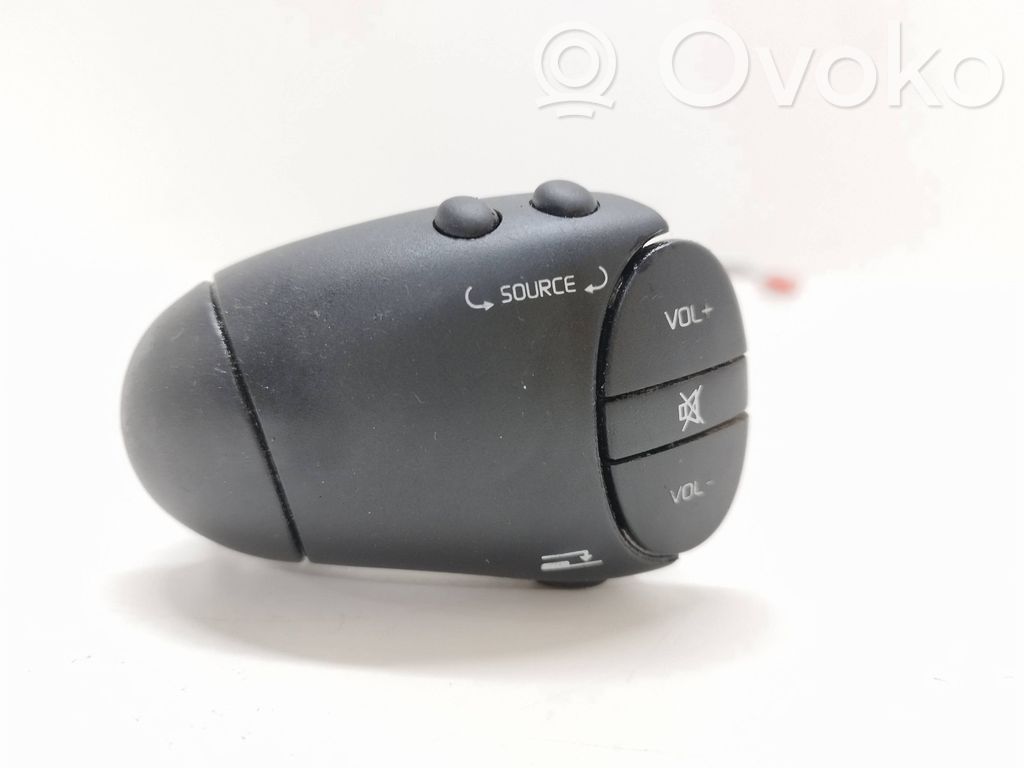 Renault Scenic II -  Grand scenic II Steering wheel buttons/switches 
