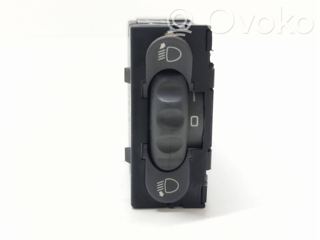 Renault Clio II Headlight level height control switch 