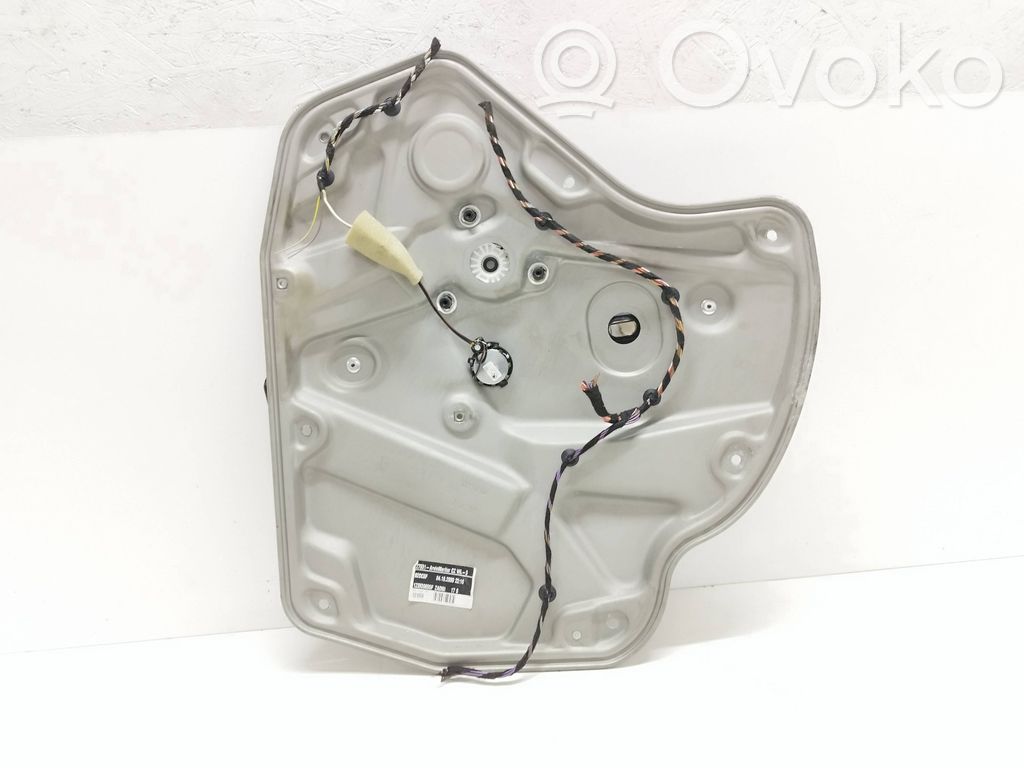 Skoda Octavia Mk2 (1Z) Mechanizm podnoszenia szyby tylnej bez silnika 
