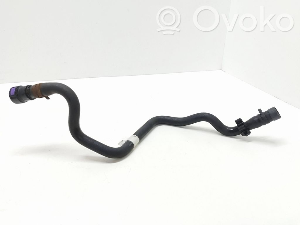Jaguar I-Pace Engine coolant pipe/hose 