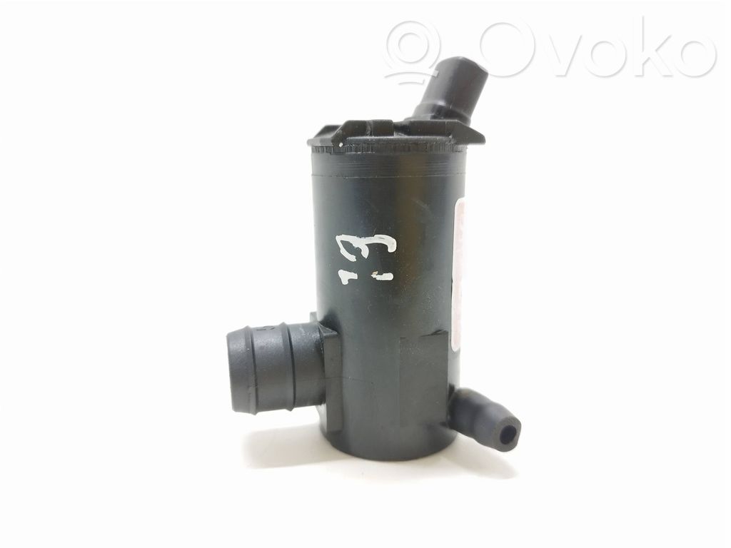 SsangYong Rexton Windscreen/windshield washer pump 