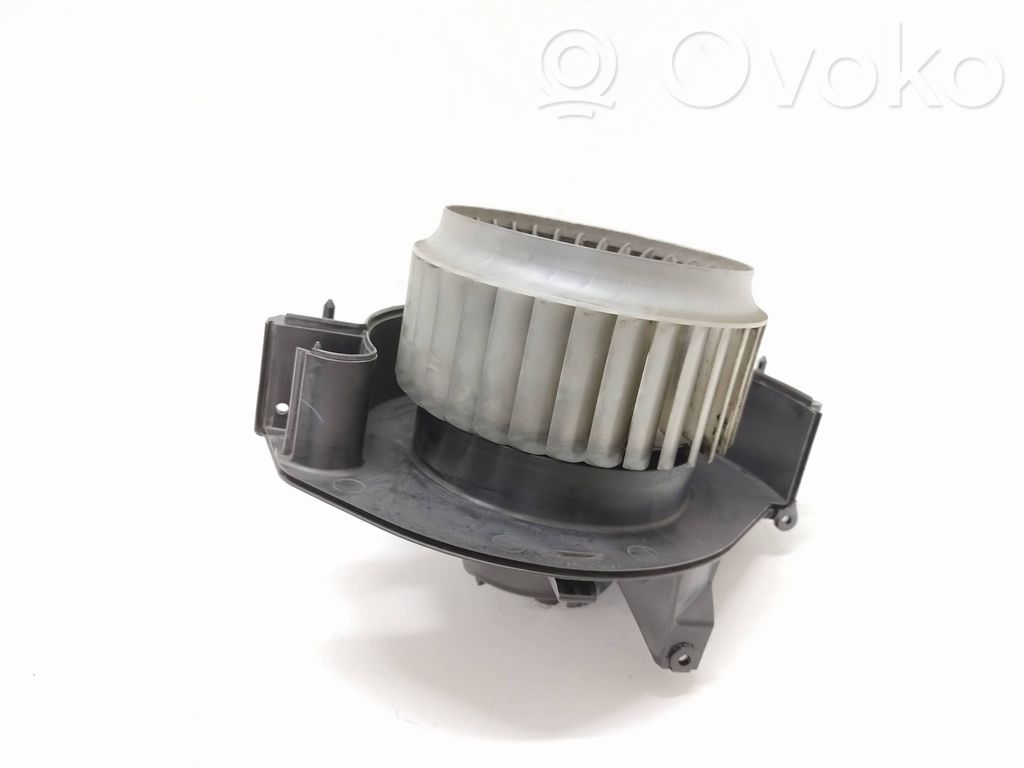 Audi A6 S6 C6 4F Pečiuko ventiliatorius/ putikas 