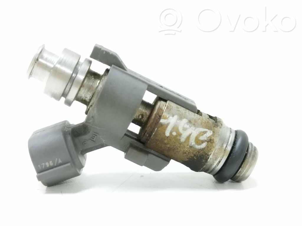Peugeot 207 Inyector de combustible 