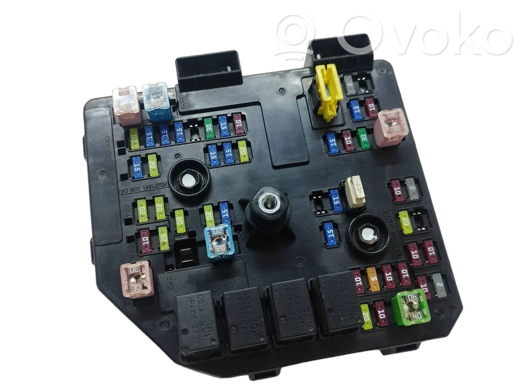 Opel Antara Fuse module 