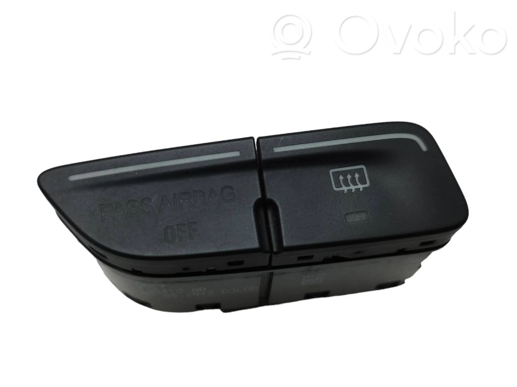 Windscreen/window heater switch   CM5T14B418AA