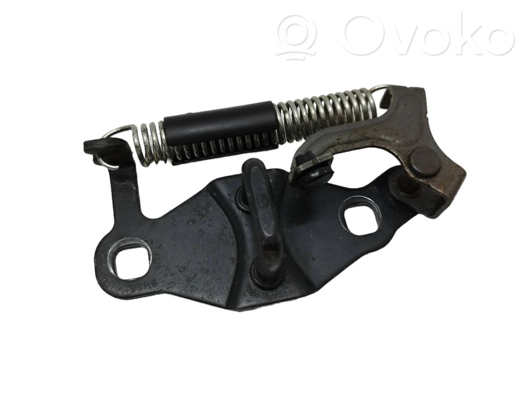 Mazda 6 Trunk lock loop 