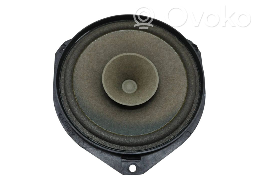 Alfa Romeo Giulietta Rear door speaker 