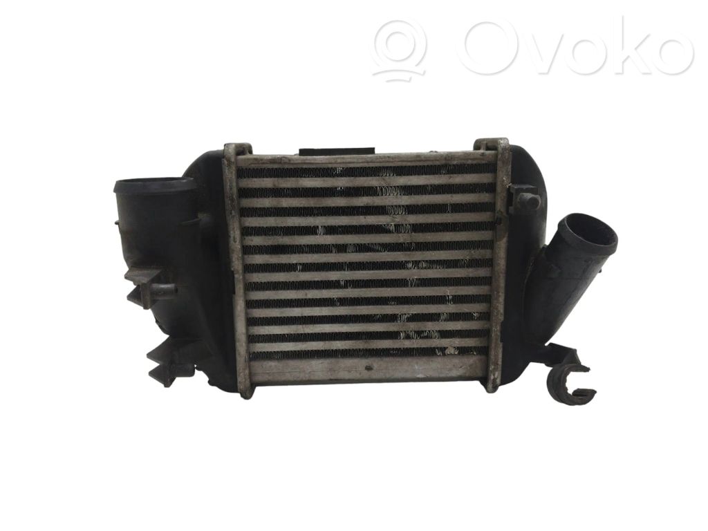 Audi A4 S4 B6 8E 8H Chłodnica powietrza doładowującego / Intercooler 