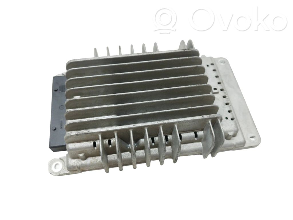 Audi A4 S4 B6 8E 8H Wzmacniacz audio 
