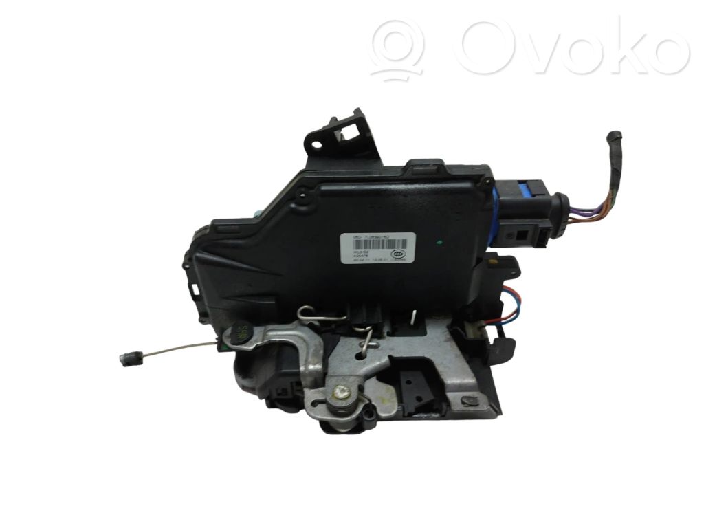 Skoda Octavia Mk2 (1Z) Serratura portiera posteriore 