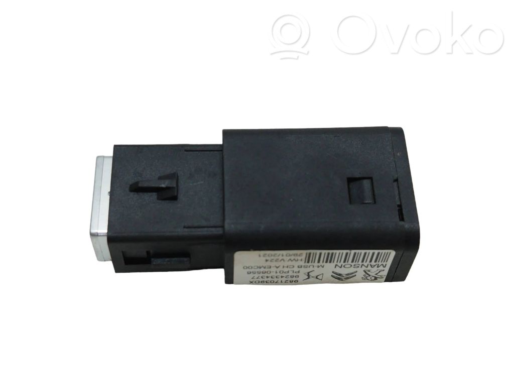 USB socket connector   9824334377,98217039DX,PLP0106556
