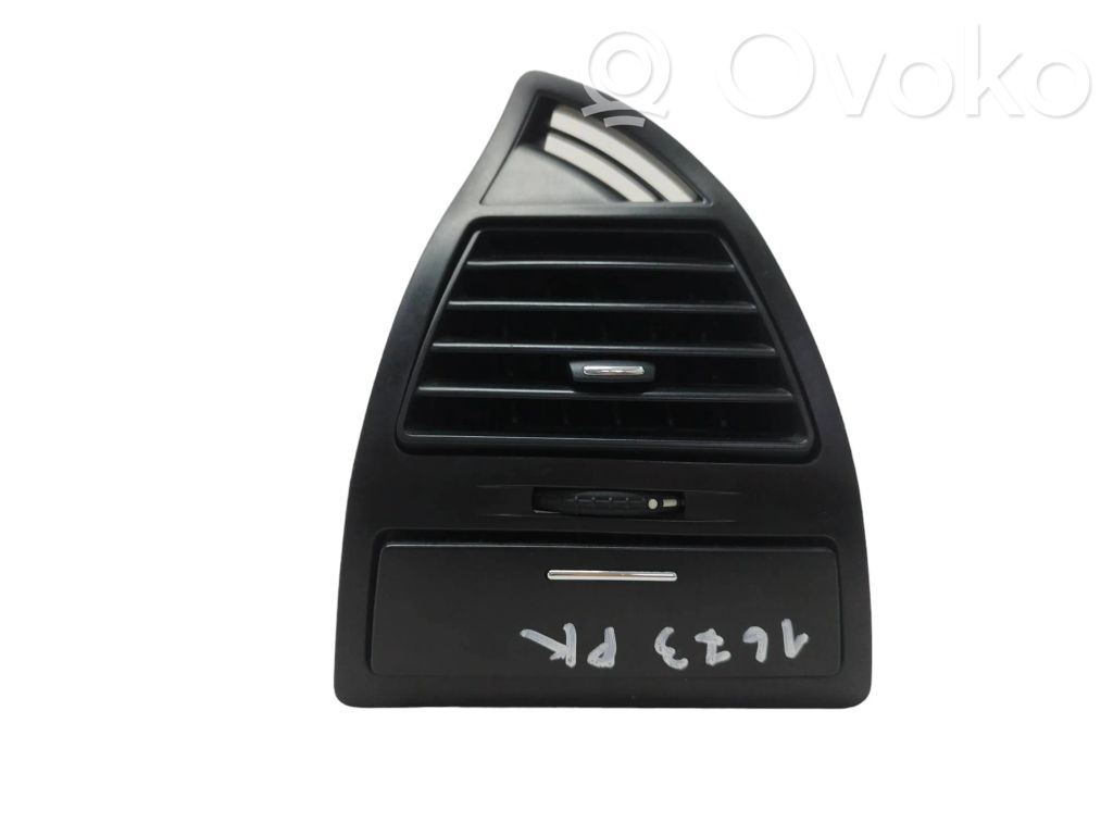Citroen C4 I Grilă ventilație/ramă laterală bord 