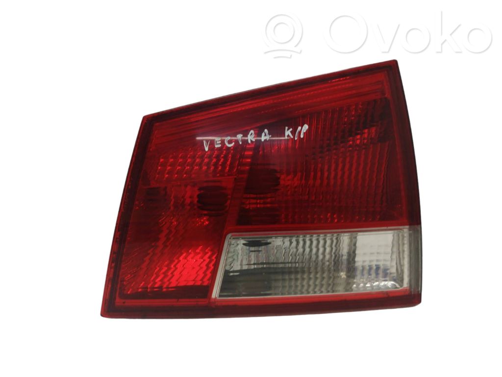 Opel Vectra C Lampă spate în capacul portbagajului