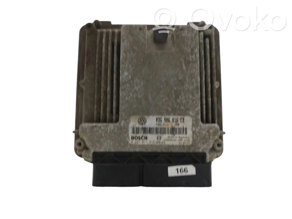 Volkswagen Golf V Engine control unit/module 
