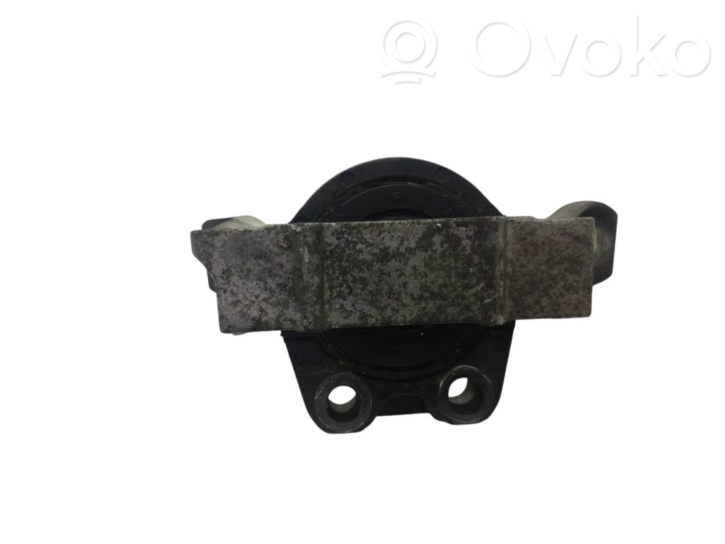 Ford Focus Engine mount bracket 