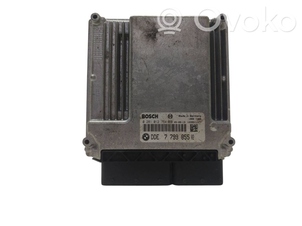 BMW 5 E60 E61 Engine control unit/module 