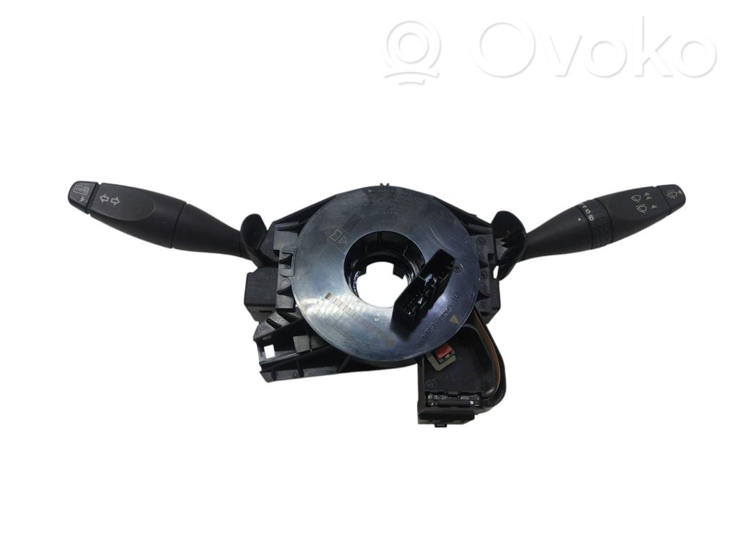 Ford Focus Wiper turn signal indicator stalk/switch 