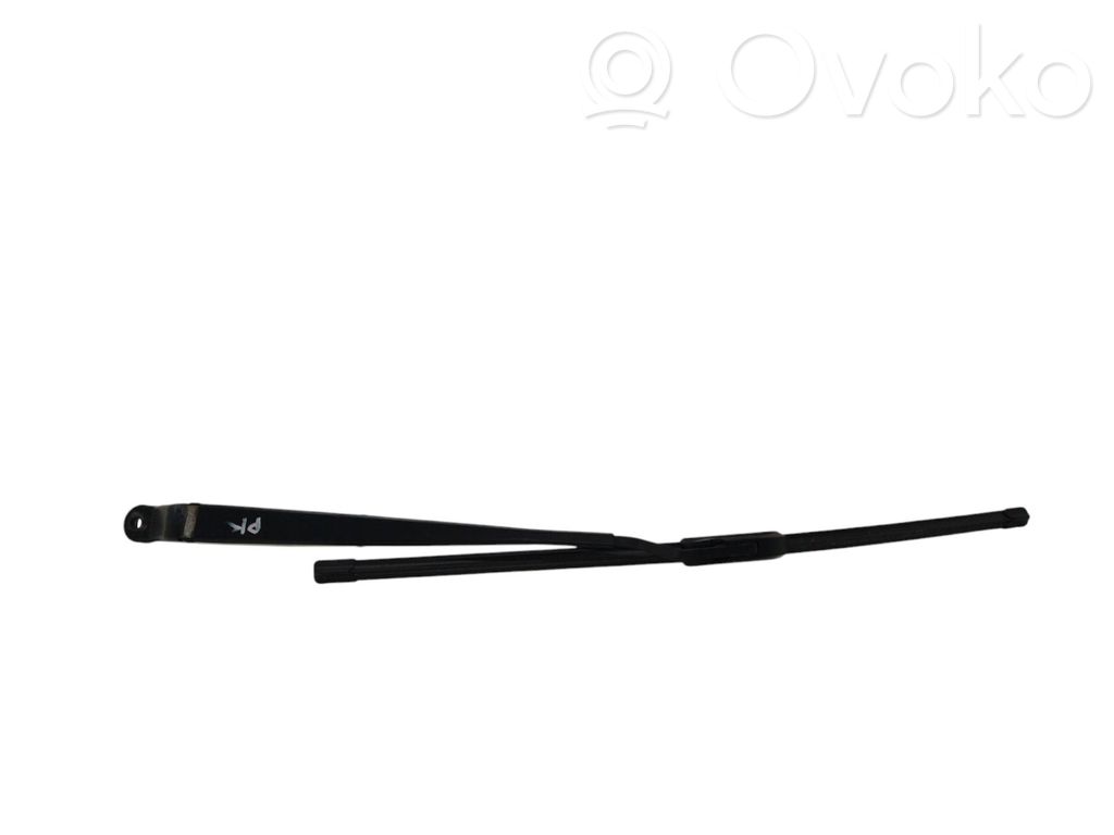 Honda Insight Front wiper blade arm 