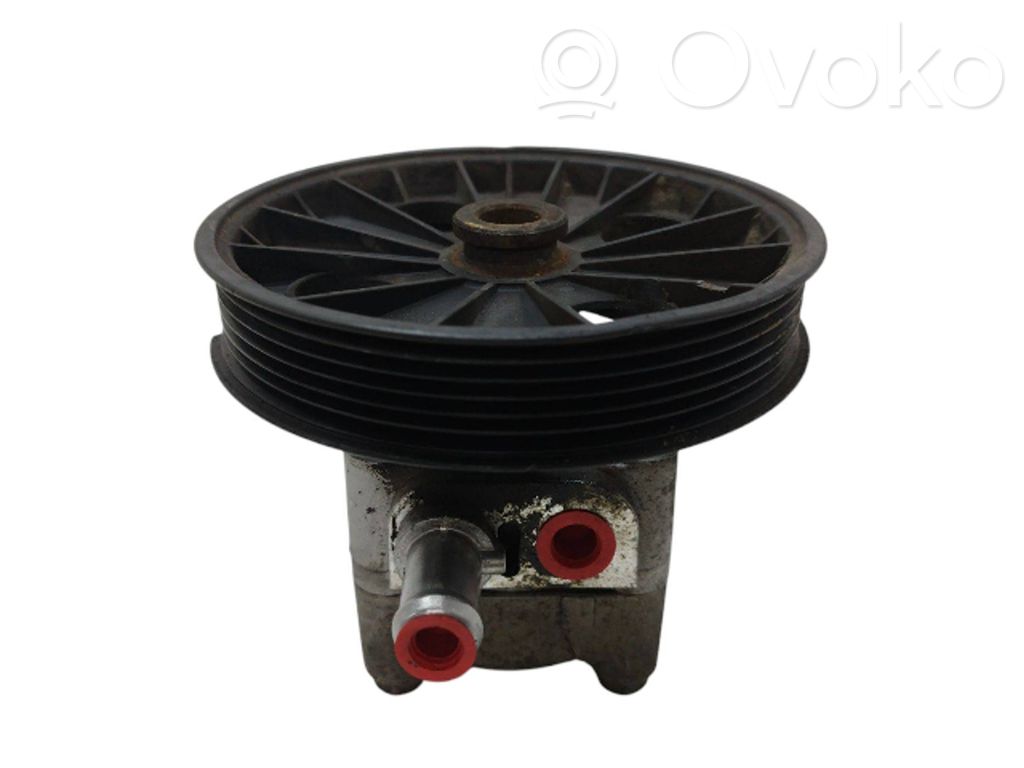 Volvo V70 Ohjaustehostimen pumppu 