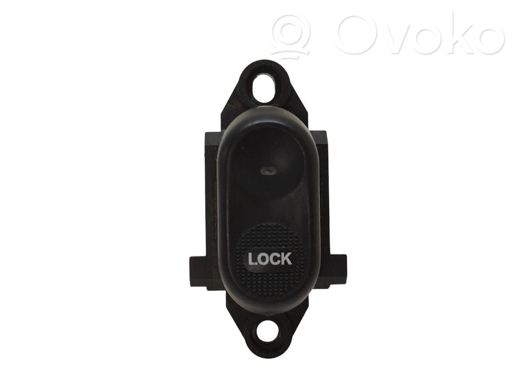 Central locking switch button   04671623AB