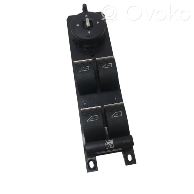 Ford Focus Electric window control switch 