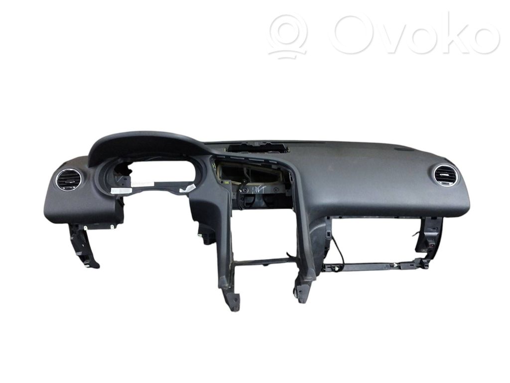 Peugeot 5008 Panel de instrumentos 