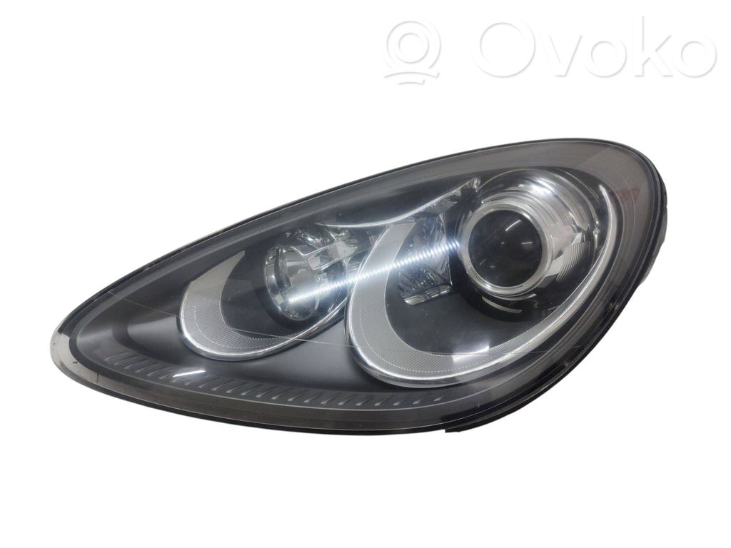 Porsche Cayenne (92A) Lampa przednia 