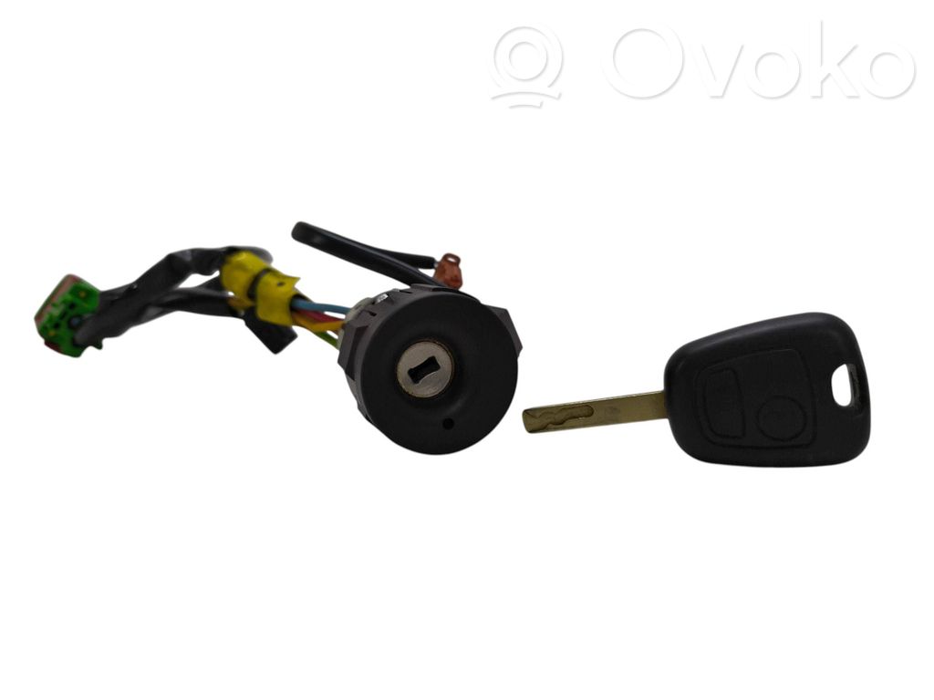 Citroen C3 Užvedimo spynelė 