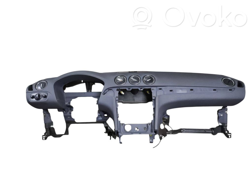 Panelis   6G9N042A94BF,110901A,6M2150740CB