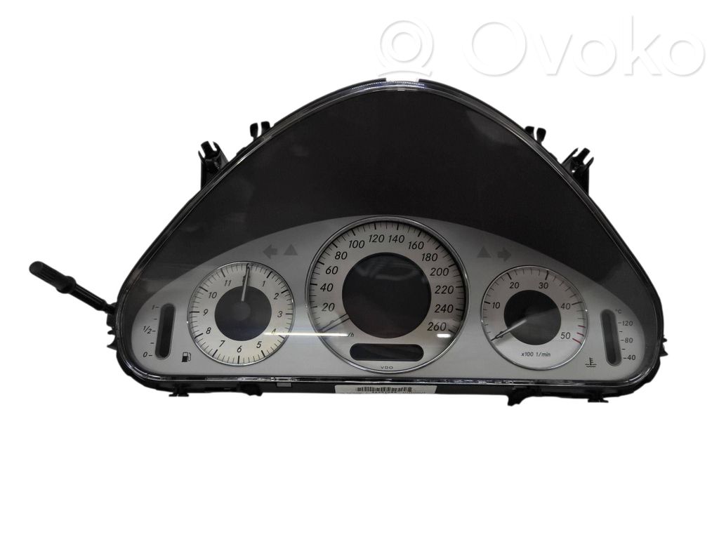 Nopeusmittari (mittaristo)   A2115400523,A2115400948