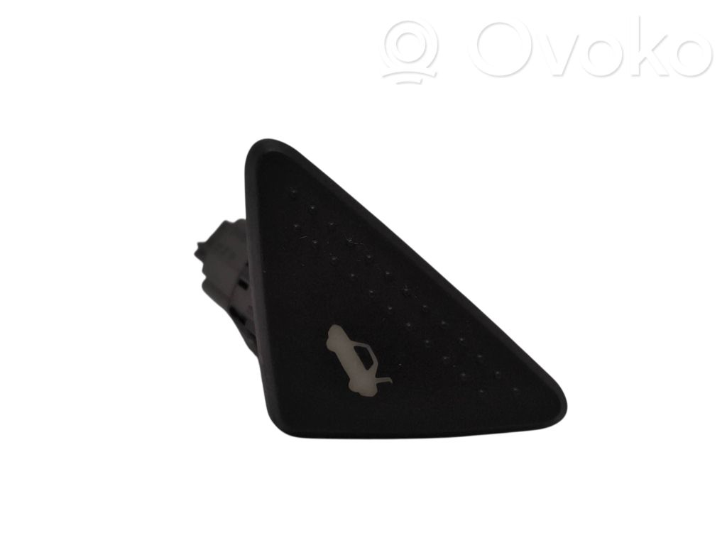 Ford Focus Tailgate opening switch 