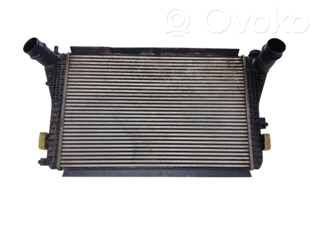 Volkswagen PASSAT B7 Radiatore intercooler 