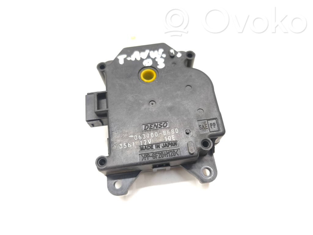 Toyota Avensis T250 Moteur / actionneur de volet de climatisation 