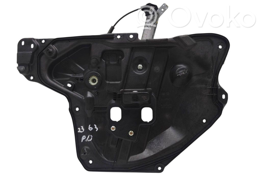Mazda 3 III Macara geam față fără motor